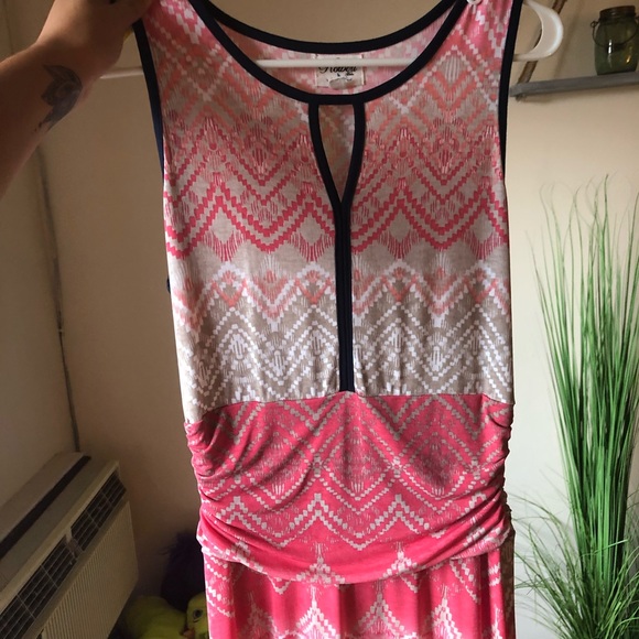 Waist Cinching Maxi Dress - Picture 2 of 6